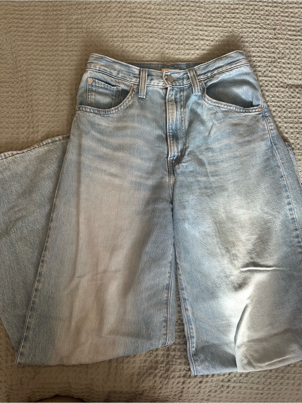 Levi's Light Wash cinch baggies
